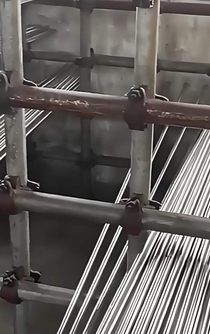 Finished steel bars are placed on the rack